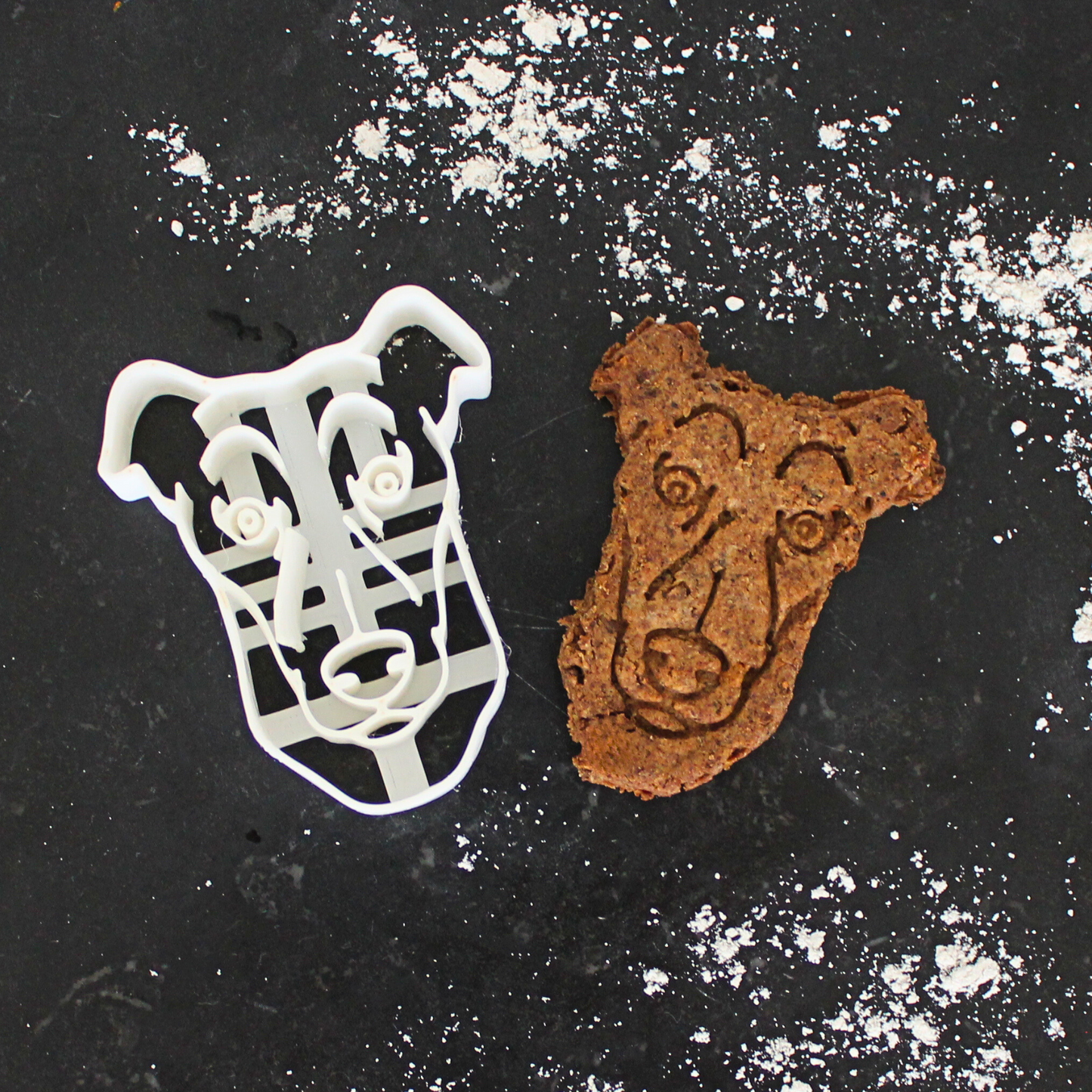 Get One for free - Pup-Bites Backmischung und Keksausstecher