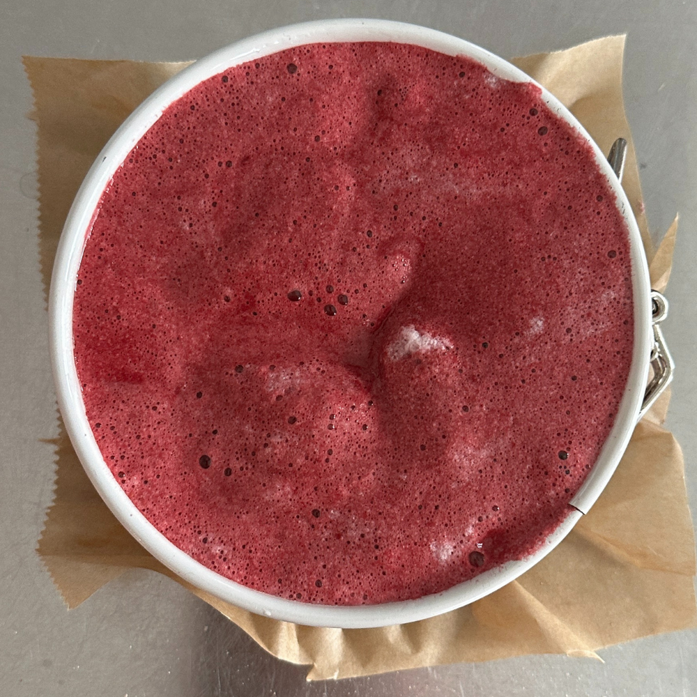 Crememix und Joghurt gut mit einem Löffel verrühren.