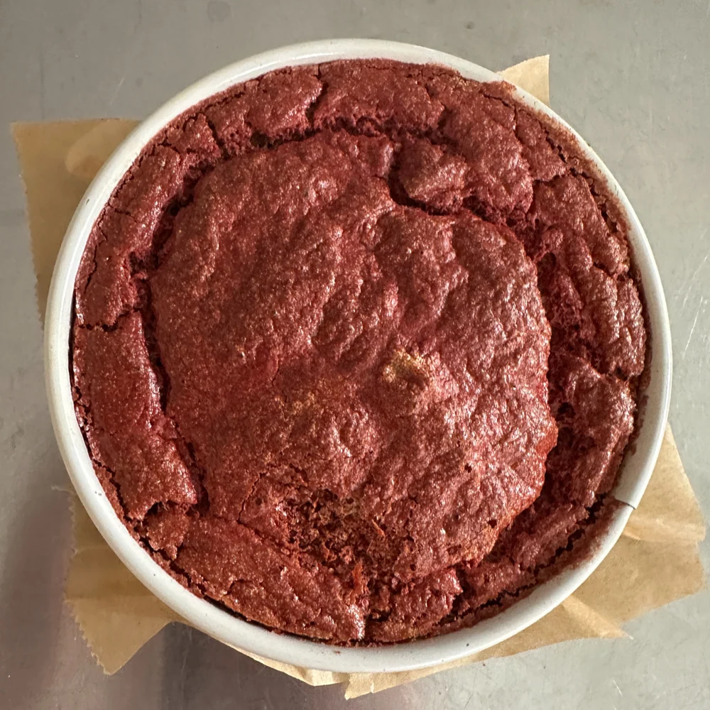 Bei 160 Grad Umluft für 45 Minuten backen.