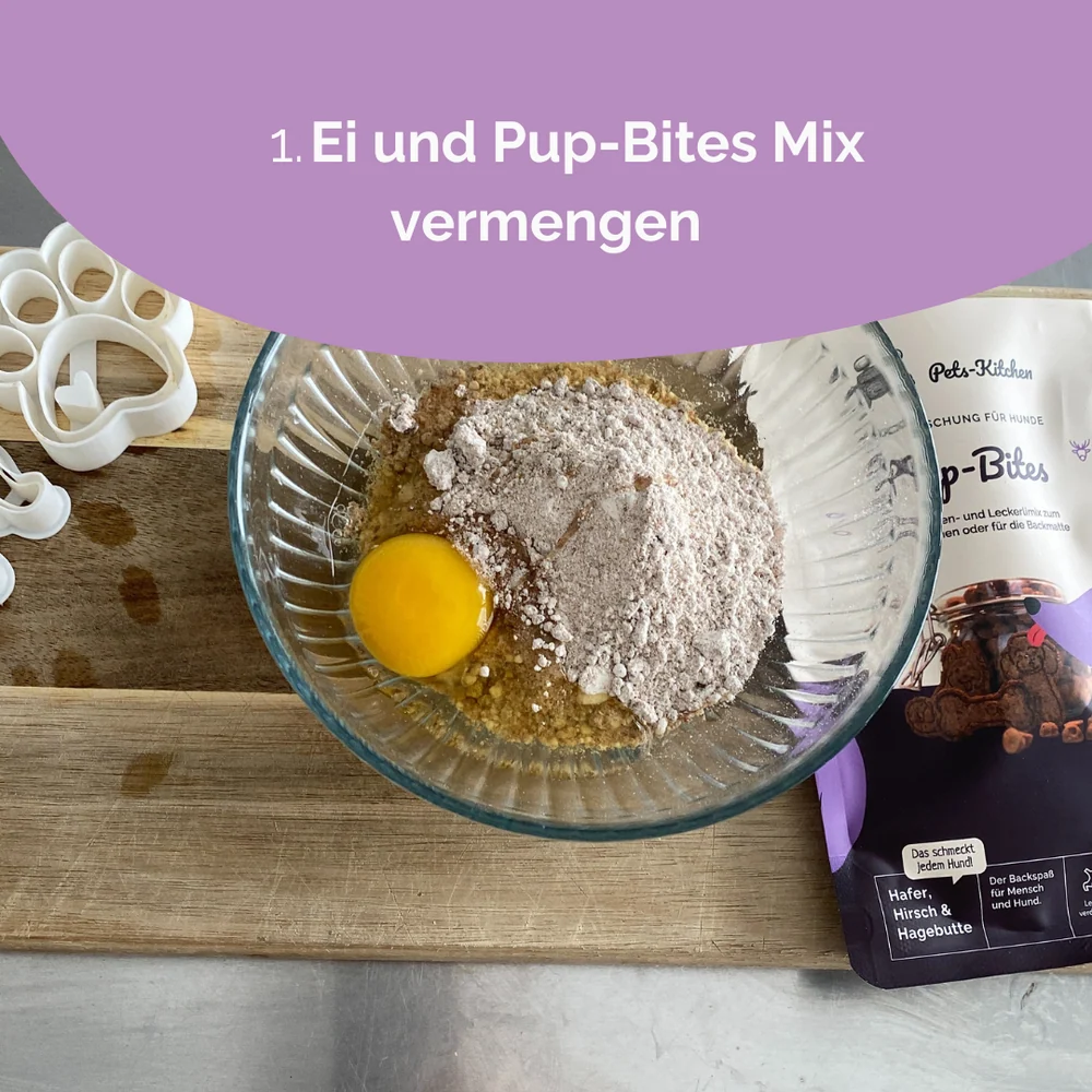 Flüssigkeiten oder Ei mit dem Pup-Bites Mix vermengen.